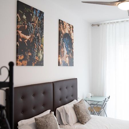 Hostal Puente De Hierro Logrono Phòng bức ảnh